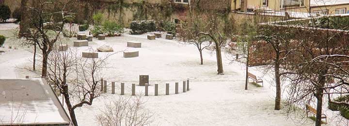 Adventlicher Rundgang im Garten der Religionen